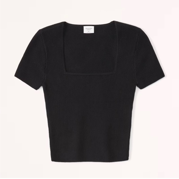 Abercrombie & Fitch Tops - Ottoman Square neck Short Sleeve Sweater